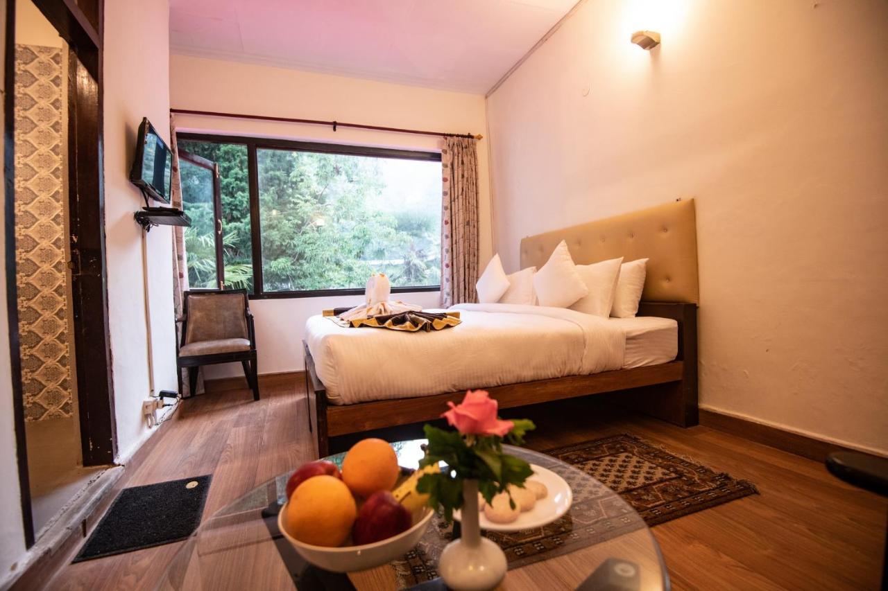 Hotel Langdale Manor Nainital Esterno foto